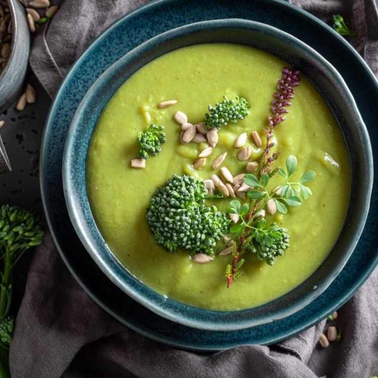 شوربة البروكلي الشتوية