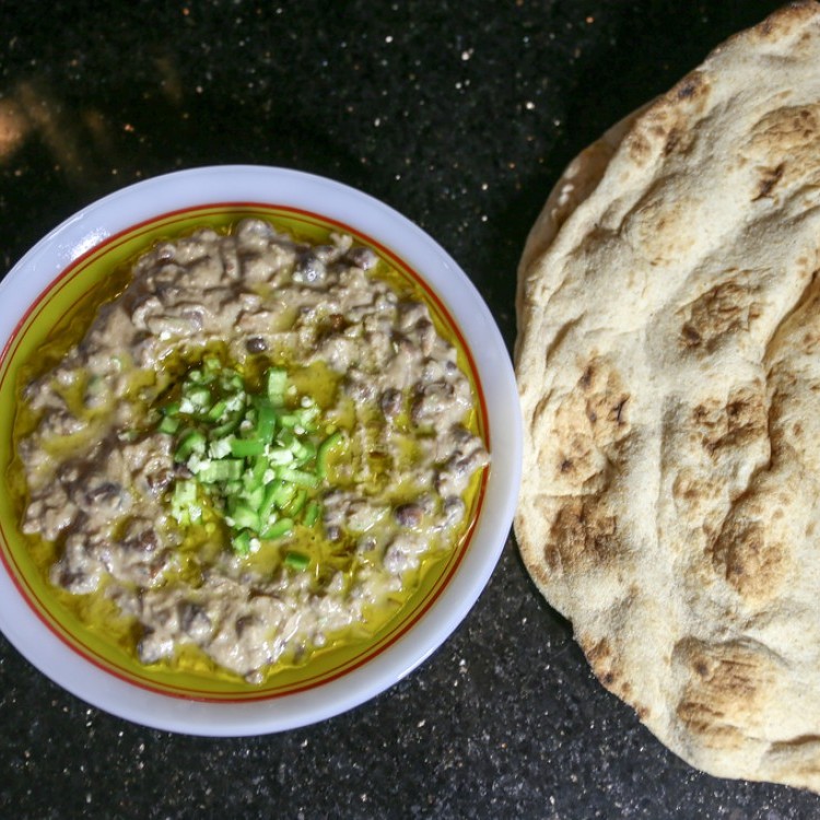 فول مدمس بالطريقة الفلسطينية