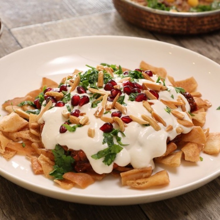 10 وصفات فتة الباذنجان للعزومات