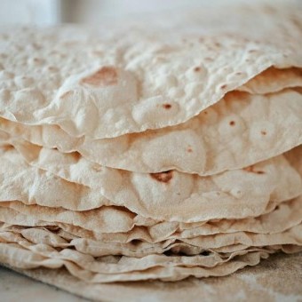 خبز الشراك بالطحين الأبيض