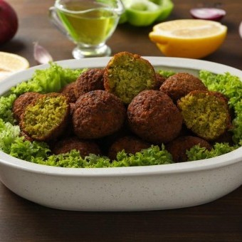 طريقة عمل الطعمية بالفول الأخضر للفطور