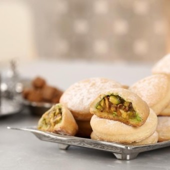 معمول العيد الهش بالفستق