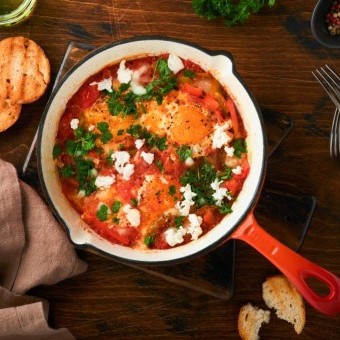 الشكشوكة بالفلفل الرومي