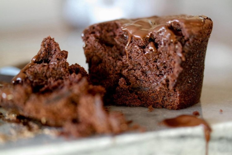 كيكة البراوني المحشية