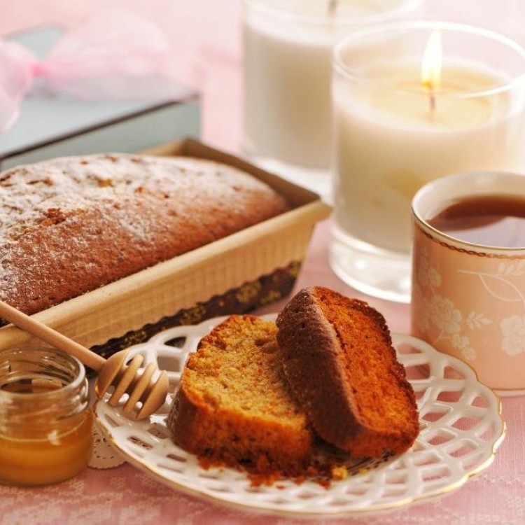 كيكة العسل والشاي