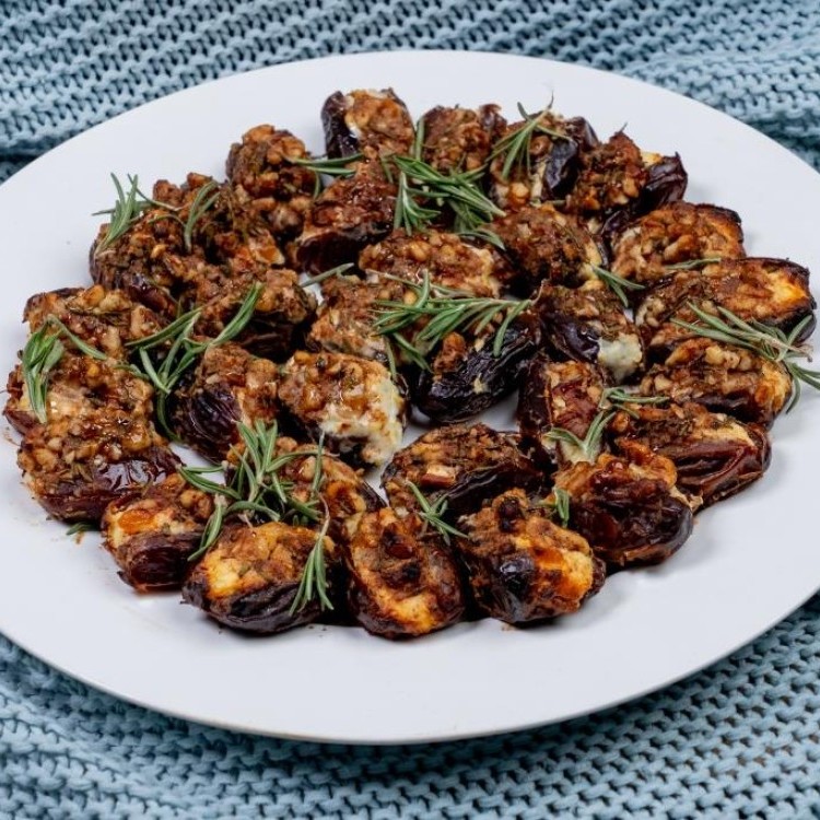 سناك التمر مع جبنة الفيتا بالفيديو