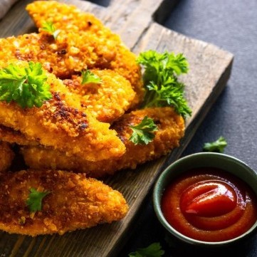 أصابع الدجاج الحارة المقرمشة