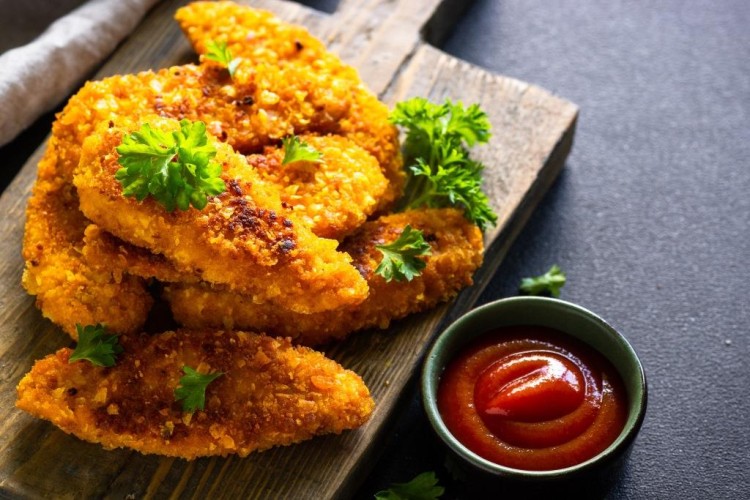 أصابع الدجاج الحارة المقرمشة