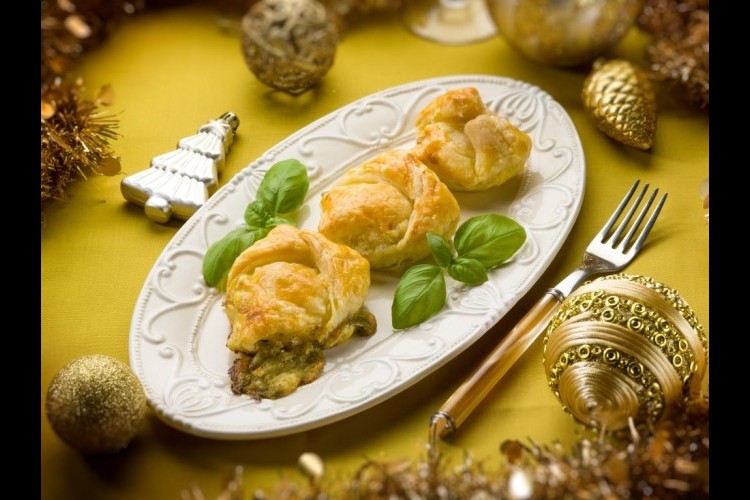 كانابيه محشوة بالبيستو في عجينة البف باستري