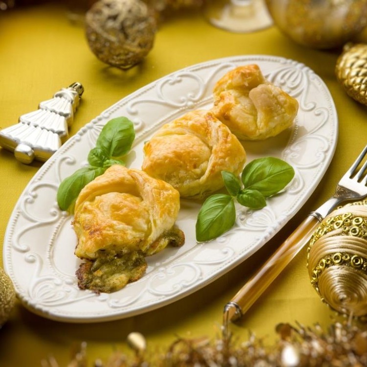 كانابيه محشوة بالبيستو في عجينة البف باستري