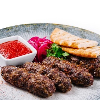 صينية كفتة اللحمة الضاني مثل المطاعم