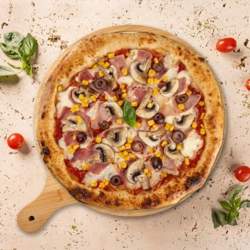 البيتزا المقرمشة الرقيقة