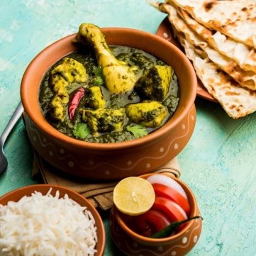 الملوخية بالدجاج على الطريقة اللبنانية