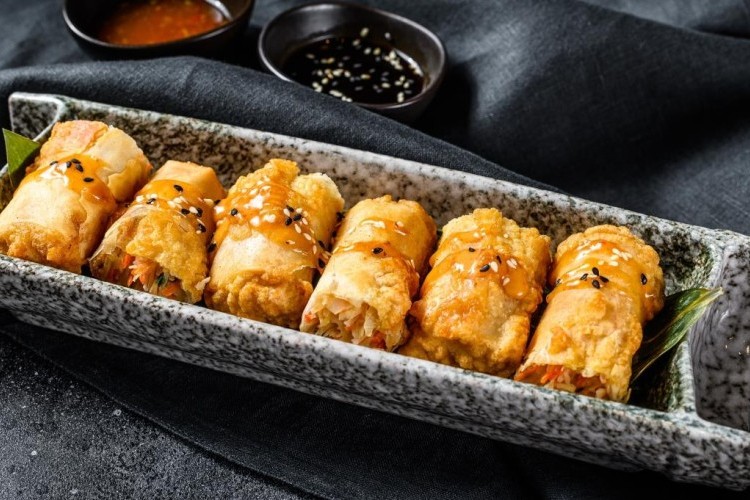 سبرنج رول بالجمبري والخضار