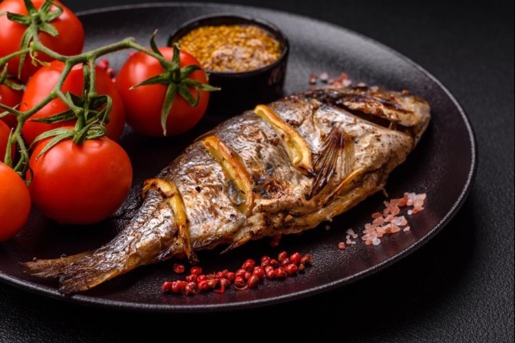 سمك مشوي بصوص المسالا