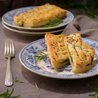 فطيرة الزعتر الأخضر المالحة