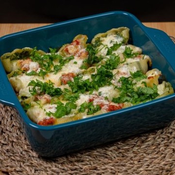 معكرونة الصدف بحشوة السبانخ والجبن بالفيديو