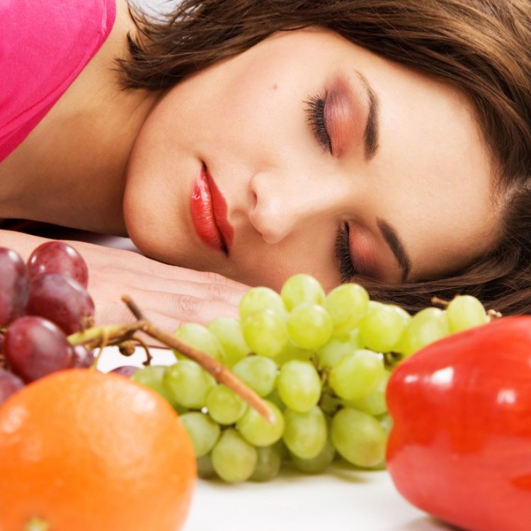 5 أنواع من الأطعمة تساعدك على النوم العميق