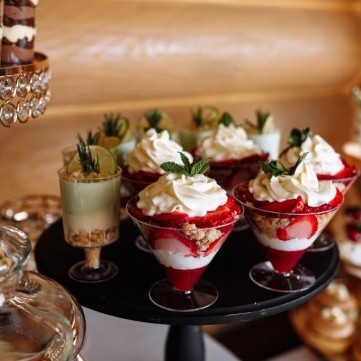 5 أفكار لتقديم الحلا في الكاسات