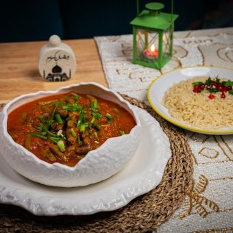 فاصولياء خضراء مع السجق بالفيديو