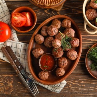كرات اللحم بدبس الرمان
