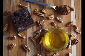 الفرق بين استخدام الزبدة والزيت في وصفات الحلويات