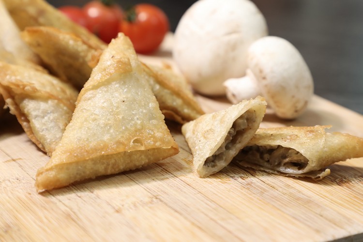 Mushroom and Garlic Samosas: Video Recipe