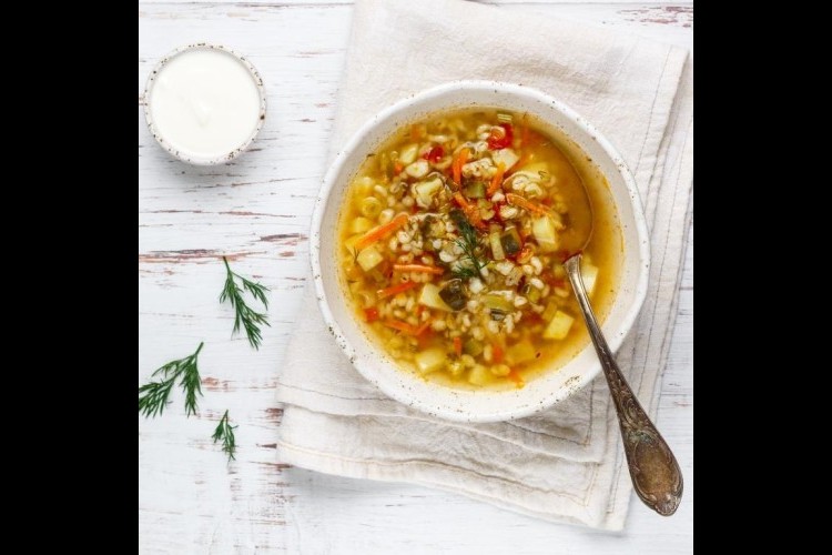 شوربة الفريكة بالبطاطس