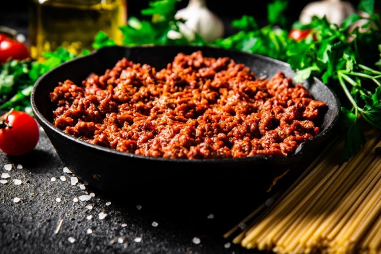 لحم مفروم بالصوص الأحمر للرجيم