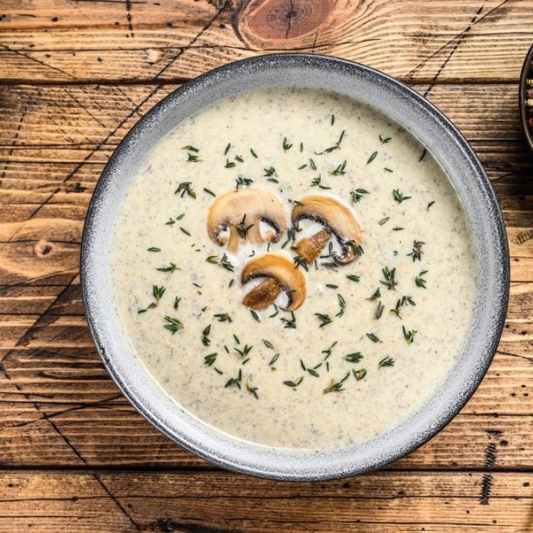 شوربة فطر بالزعتر