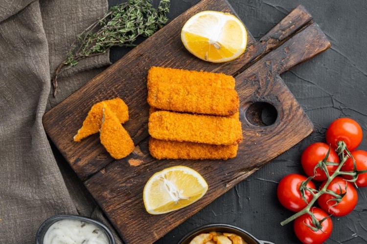 أصابع السمك المقلية بالقرشلة