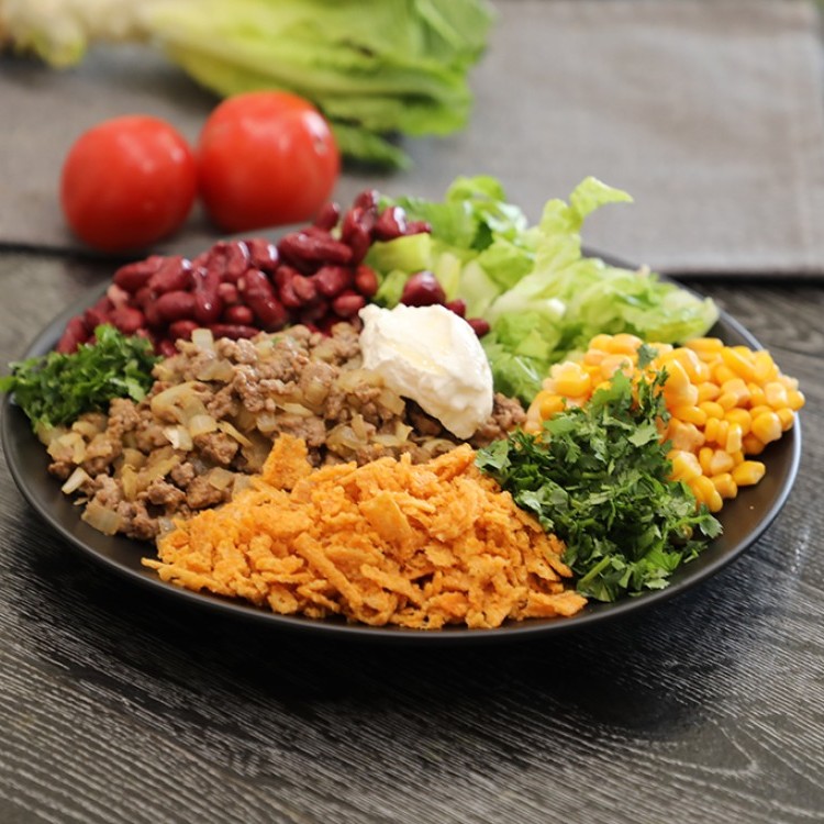 سلطات لذيذة بالفاصولياء الحمراء