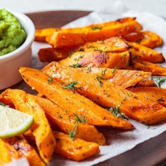 طريقة عمل أصابع بطاطا حلوة ودجز تحميك من سرطان الثدي