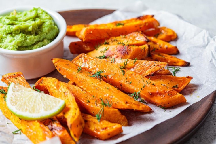 طريقة عمل أصابع بطاطا حلوة ودجز تحميك من سرطان الثدي