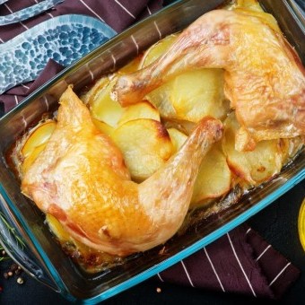 صينية البطاطس بالدجاج بالطريقة الأصلية