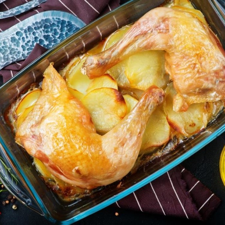 صينية البطاطس بالدجاج بالطريقة الأصلية