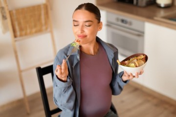 أطعمة تساعدك على زيادة فرص الحمل