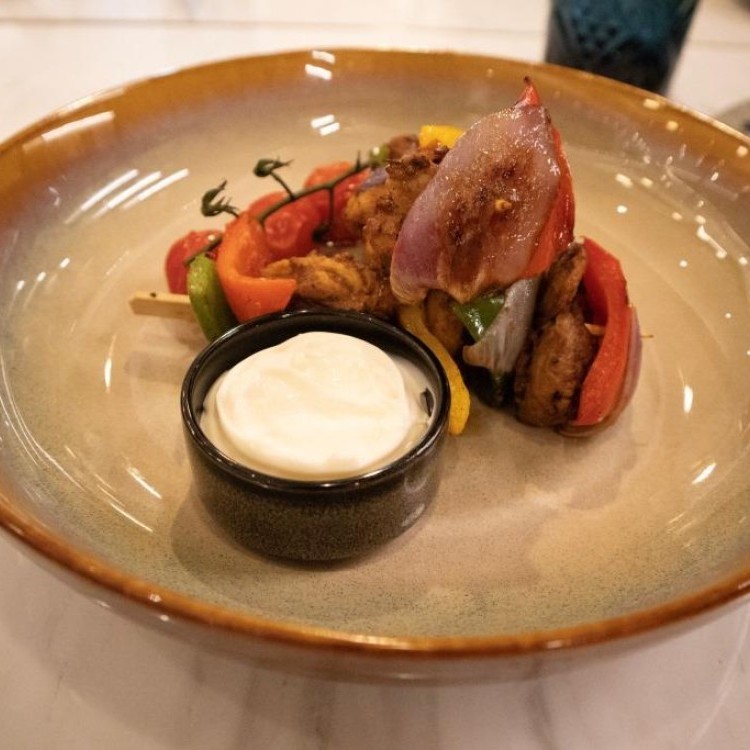 شيش طاووق الدجاج