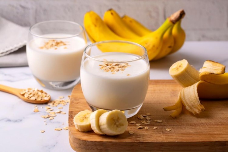 زبادي بالموز والعسل