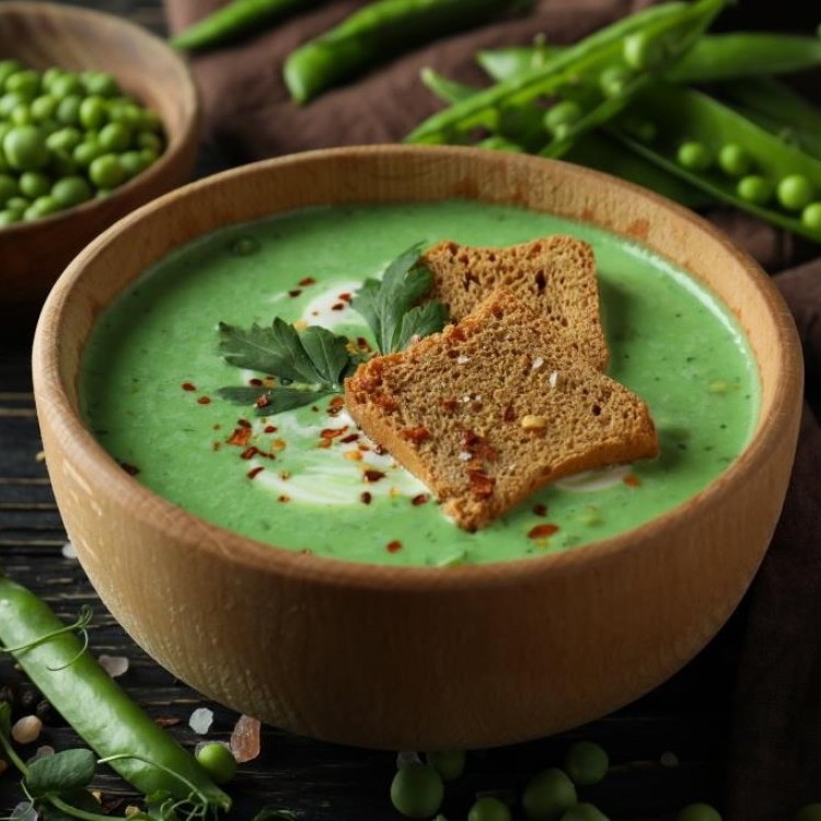 شوربة البازيلاء الكريمية