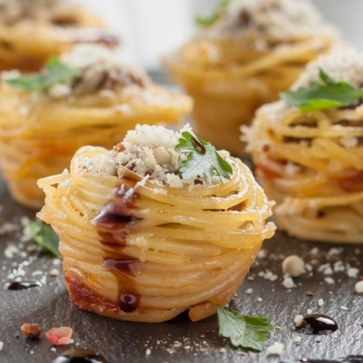 طرق تقديم الباستا بشكل أنيق بالفيديو والصور