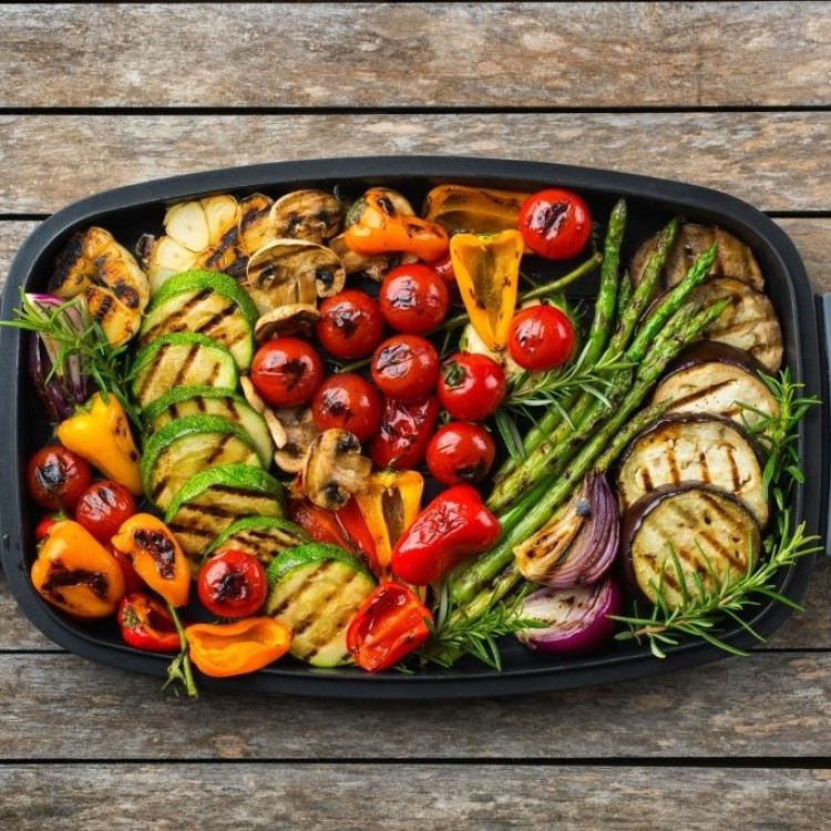 صينية الخضار الصحية في الفرن