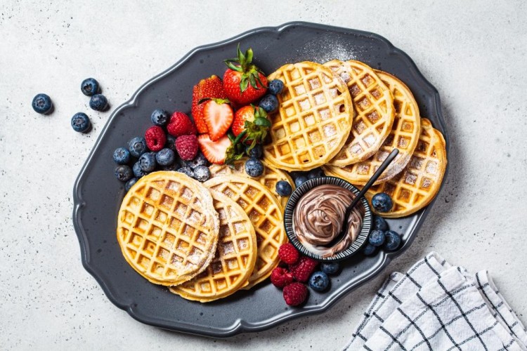 عجينة الوافل مثل المحلات