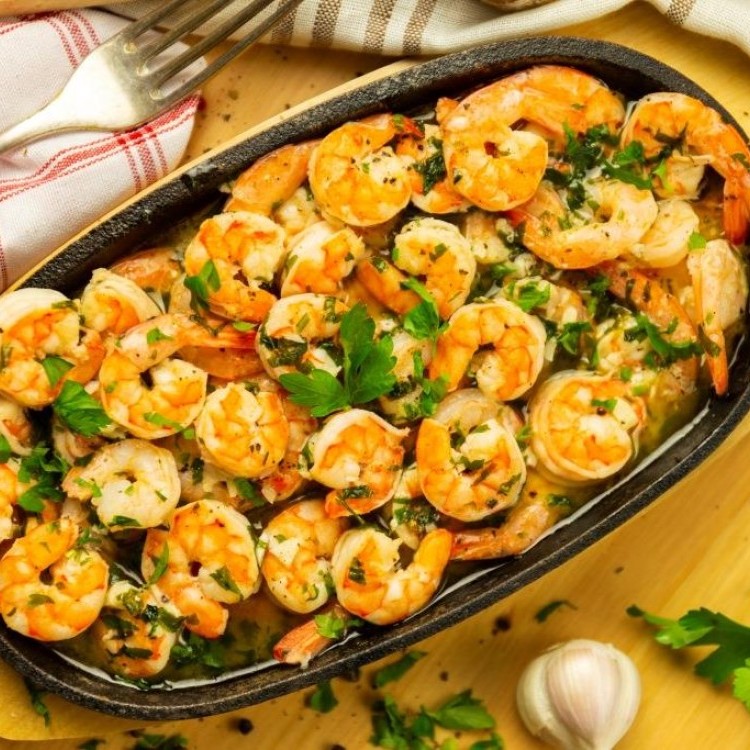 الجمبري بالثوم والزبدة