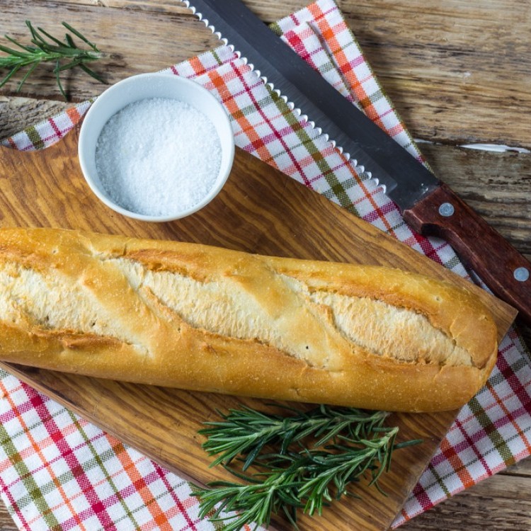 الخبز الفرنسي الطويل