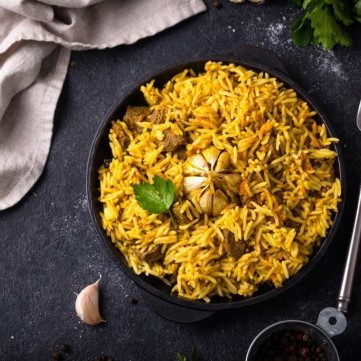 فخارة أرز باللحم والخضار