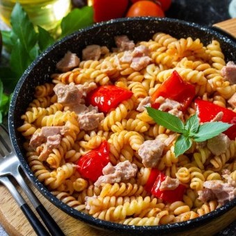 مكرونة بالتونة بطريقة جديدة