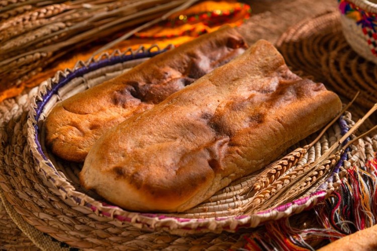 خبز الميفا العسيري