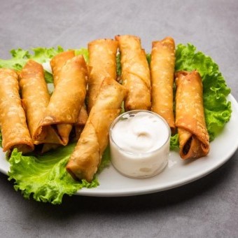 سبرنج رول مقلي بالجبنة