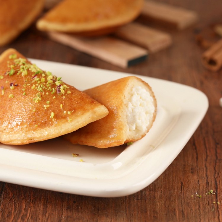 قطايف مقلي بالجبن